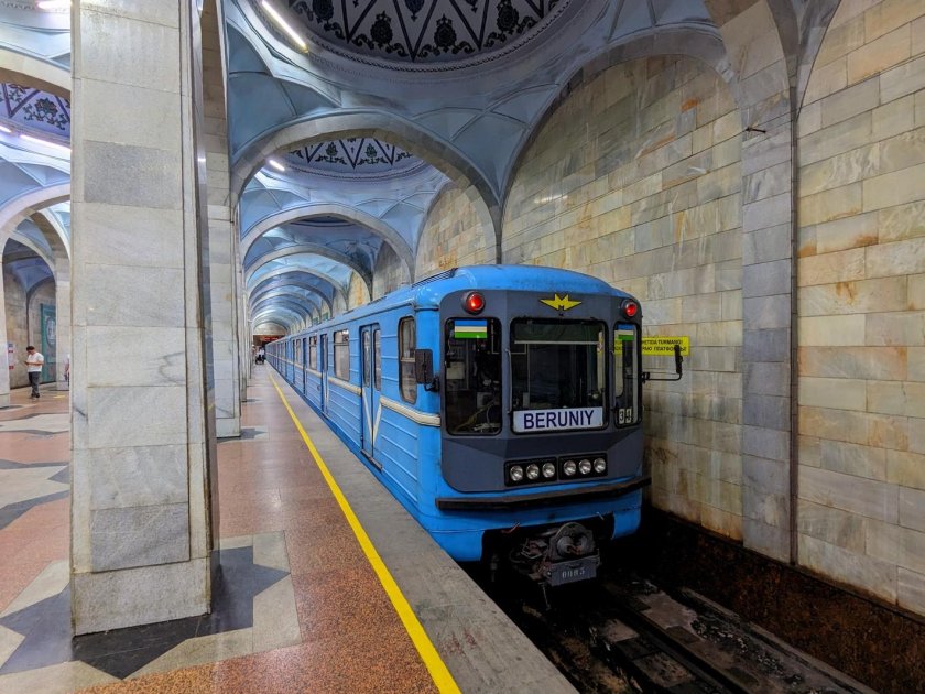 Ташкентский метрополитен 81-717