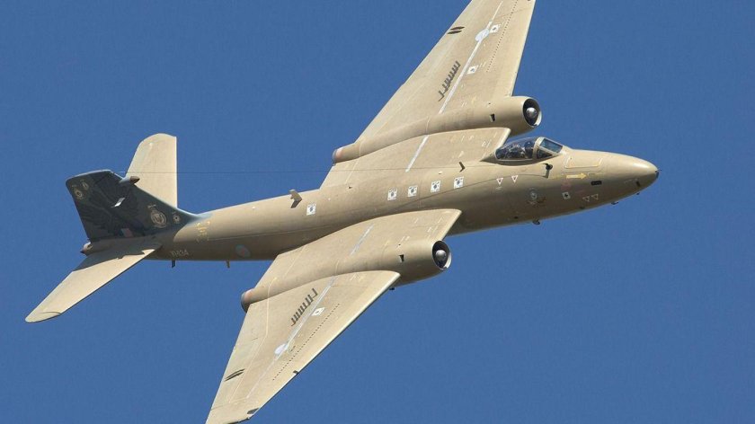 Canberra самолет