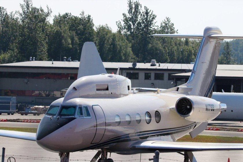 Самолет gulfstream g550