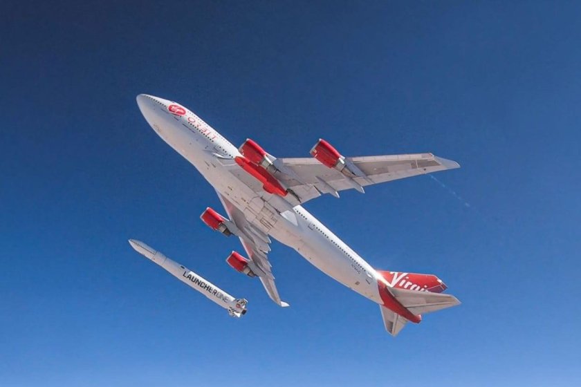 Ракета похожая на самолет