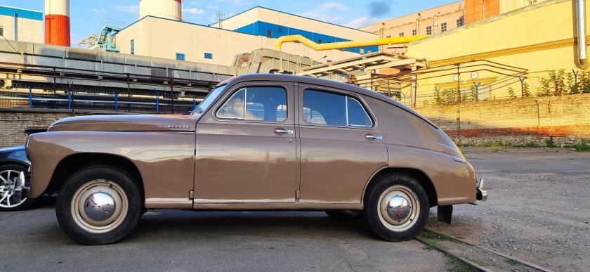 Москвич 6