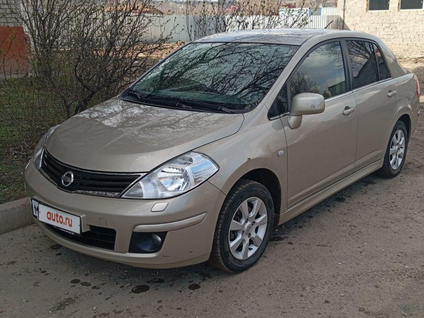 Ниссан тиида 2010 хэтчбек