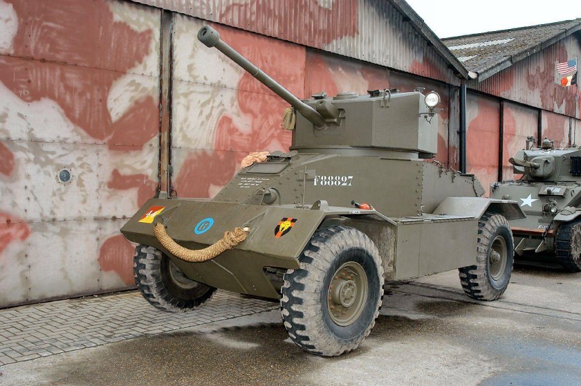 Бронеавтомобиль AEC MK II
