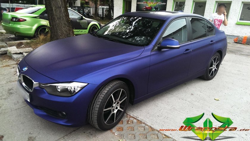 БМВ 3 синяя матовая