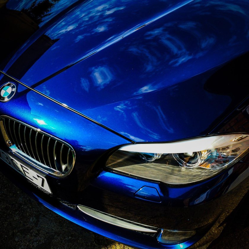 BMW f10 синий цвет