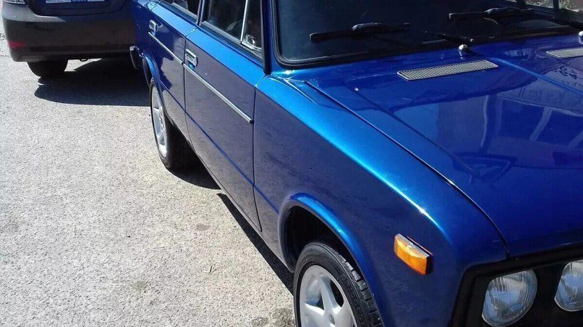 Лада 2106 голубая