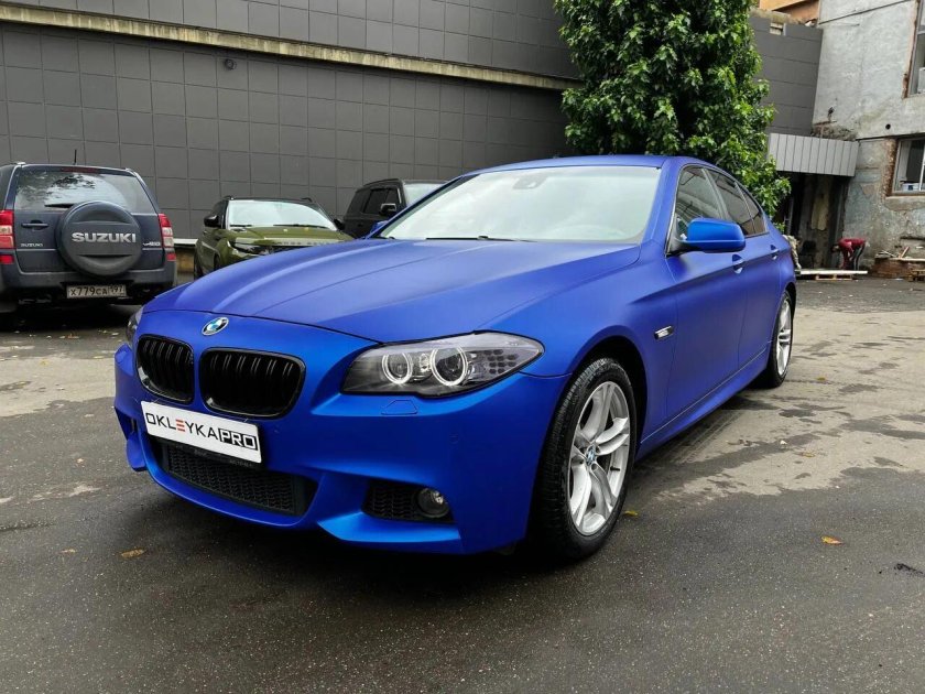 БМВ синий металлик