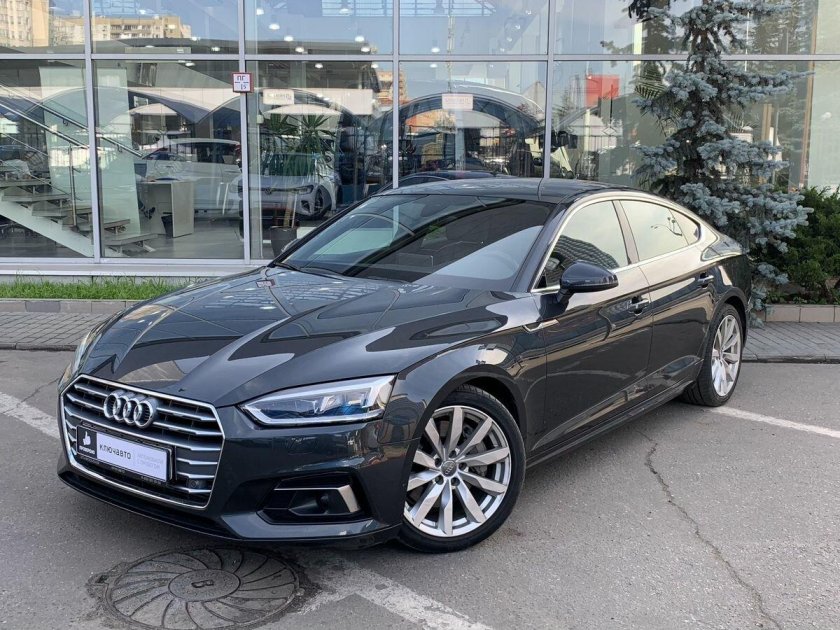 Чёрный Audi a7 IV (c7) Рестайлинг 2.0 AMT (252 Л.С.)
