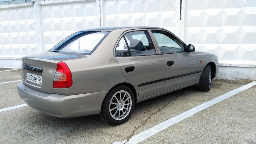 Hyundai Accent 2g