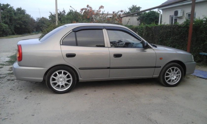 Hyundai Accent 2g