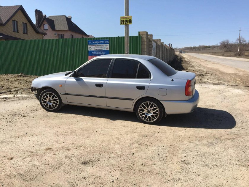 Хендай акцент r 15
