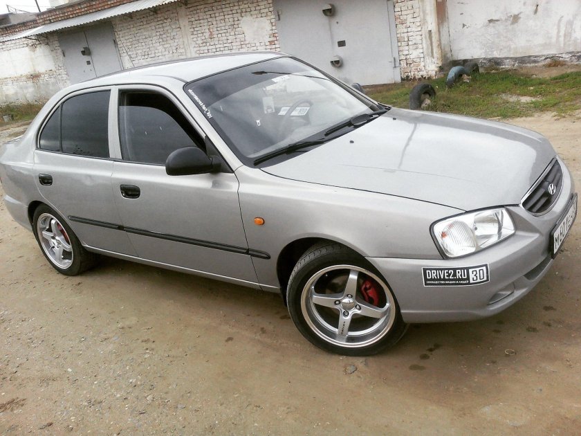 Хендай акцент r 15