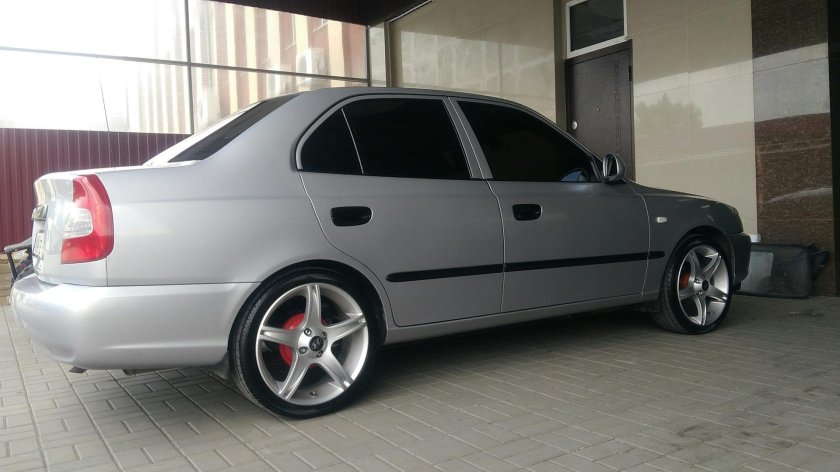 Хендай акцент r 15