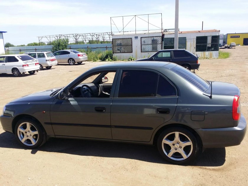 Хендай акцент r 15