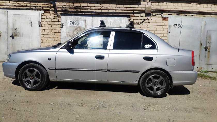 Hyundai Accent диски r14