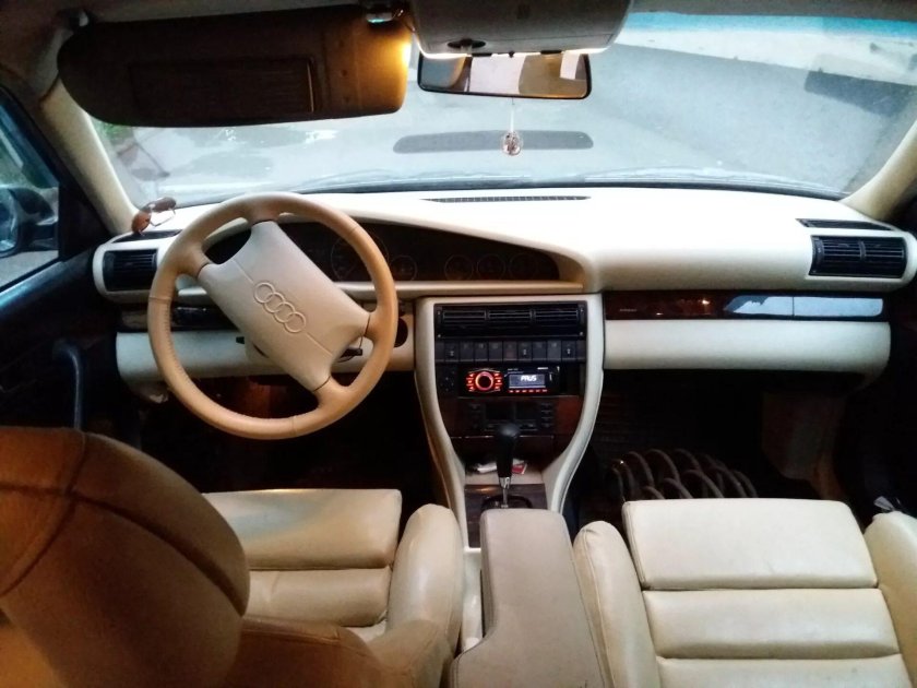 Audi a6 c4 салон