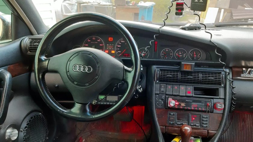 Ауди 100 45 кузов салон