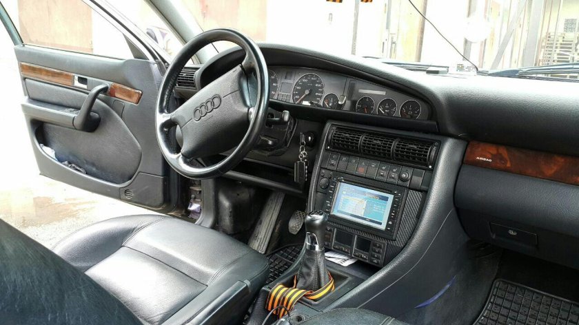 Audi a6 c4 салон