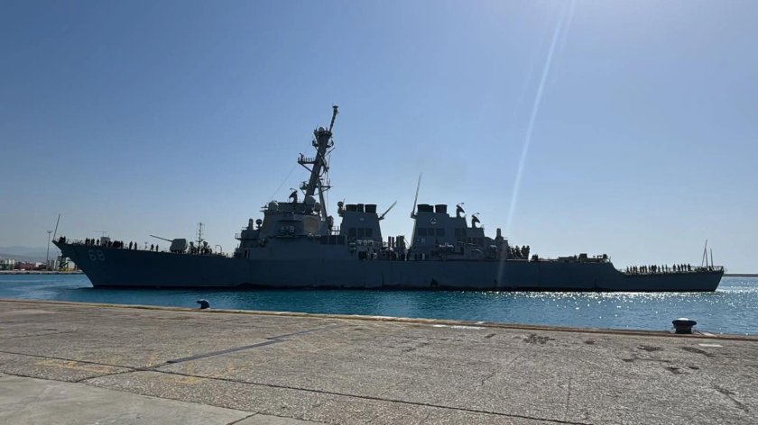 Арли берк эсминец