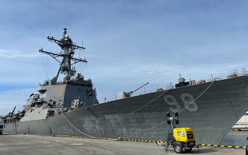 USS Forrest Sherman DDG-98