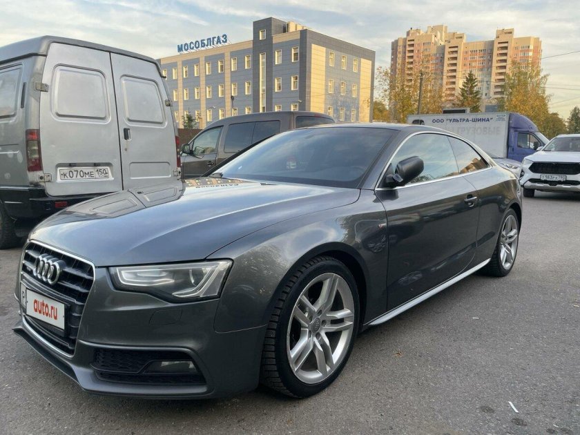 Ауди автомобиль Аврора