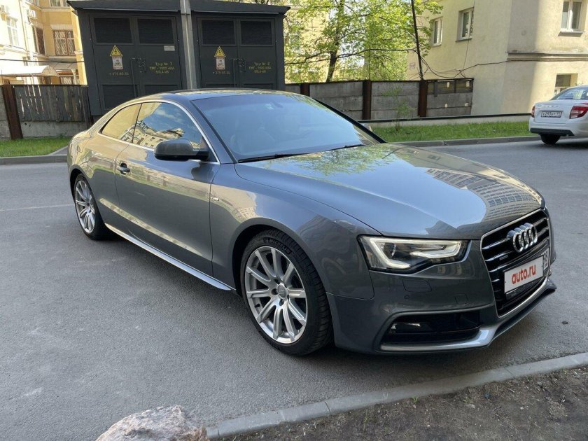 Ауди а5 серая