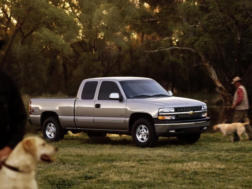 Chevrolet Silverado at, 1998