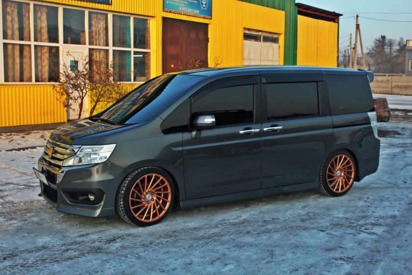 Honda Stepwgn spada 2018 Tuning