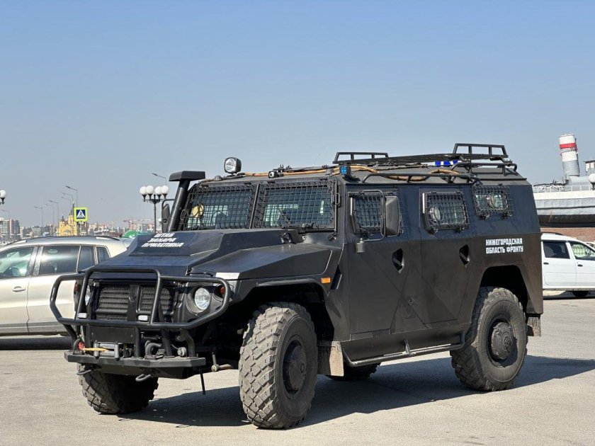 Бронеавтомобиль тигр Росгвардии