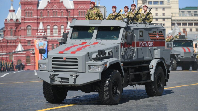 Броневик КАМАЗ-43501 патруль