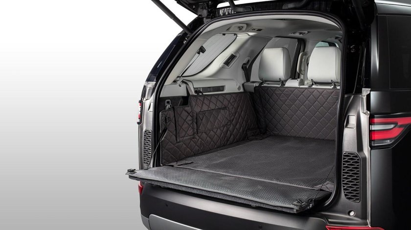 Land Rover Discovery 5 2017 багажник