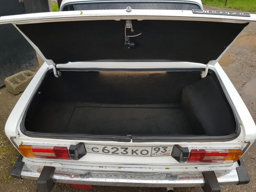 Багажник ВАЗ 2106