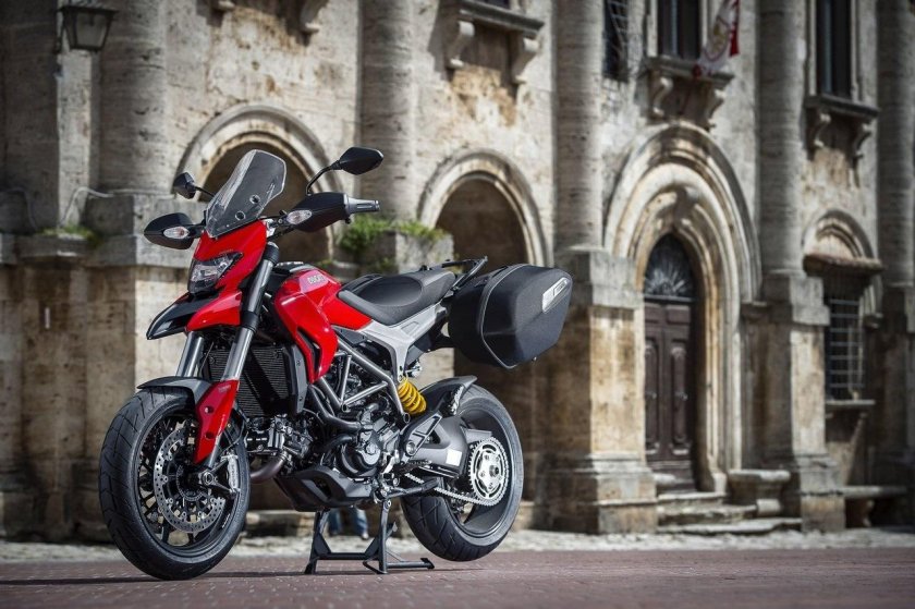 Дукати мотоцикл ГИПЕРСТРАДА