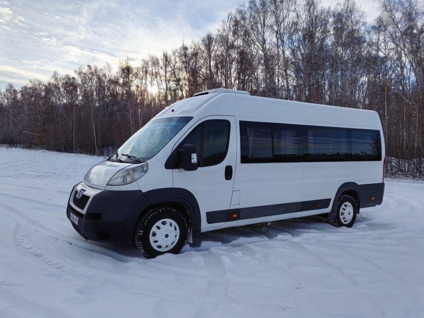 Микроавтобус пежо боксер