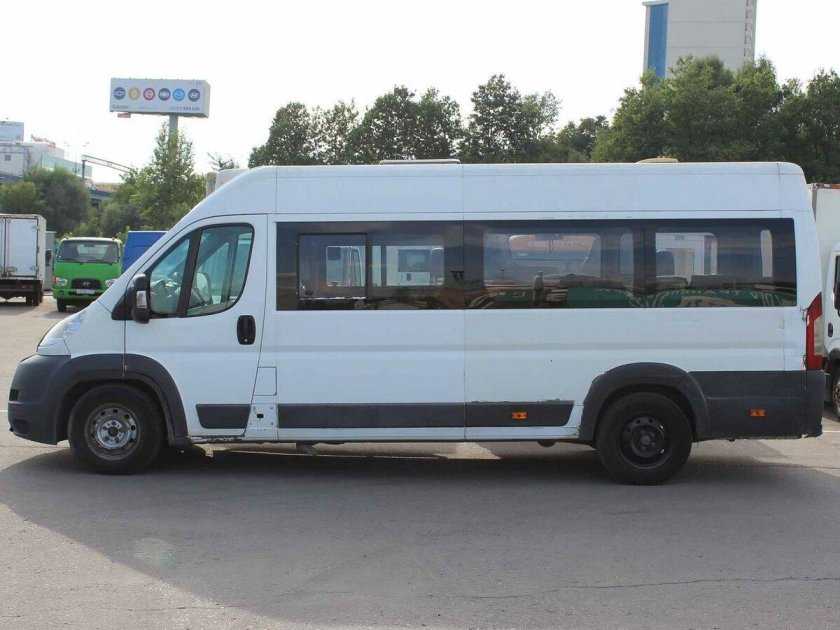 Peugeot Boxer микроавтобус