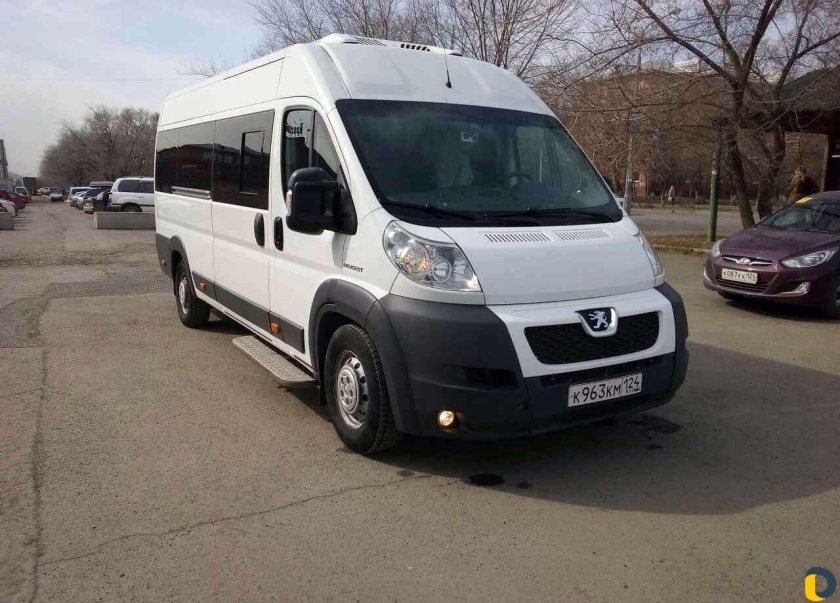 Peugeot Boxer пассажирский 18 мест