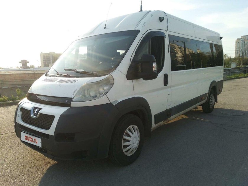 Пежо боксер белый