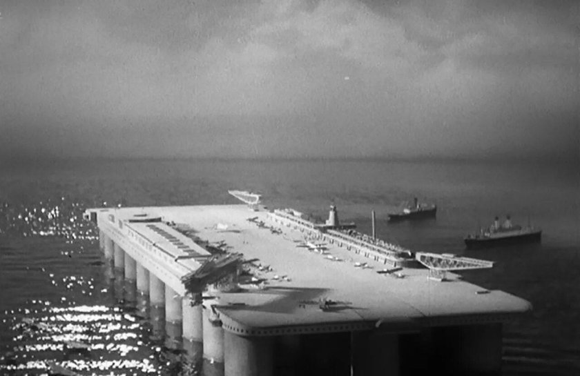 Авианосец Хаббакук