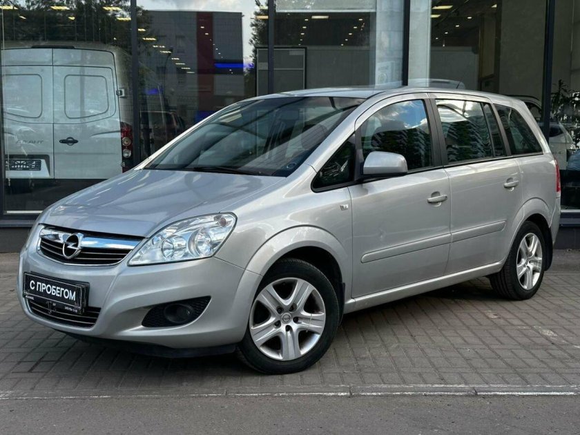 Opel zafira 2011