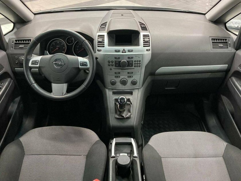 Опель зафира b