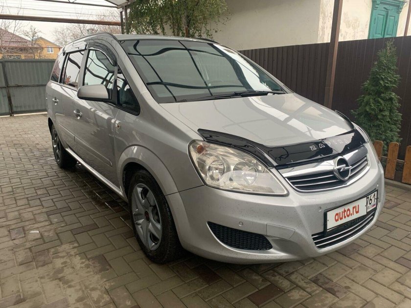 Opel zafira 2008