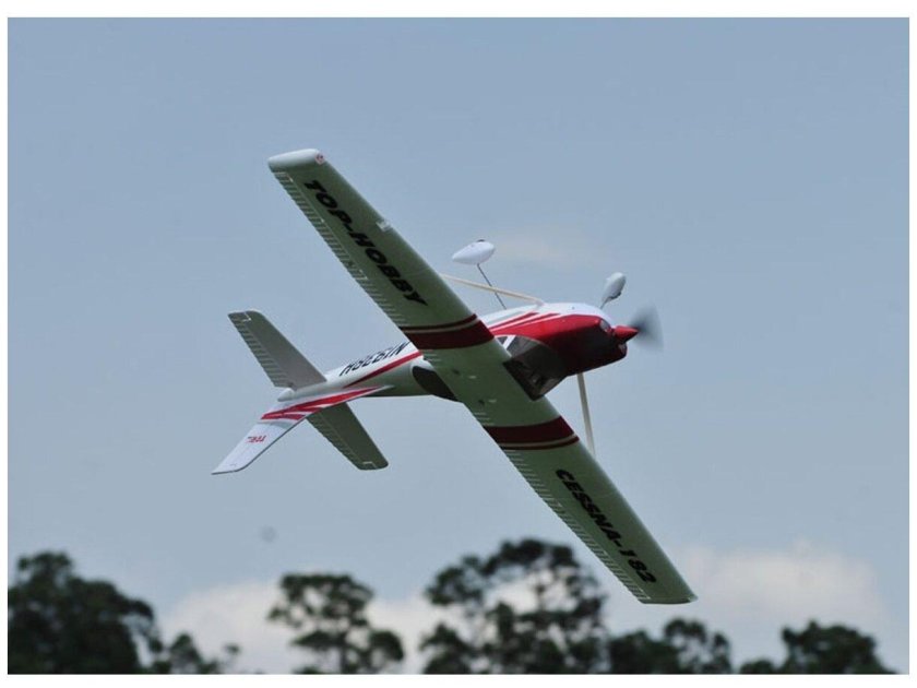 RC Cessna 182