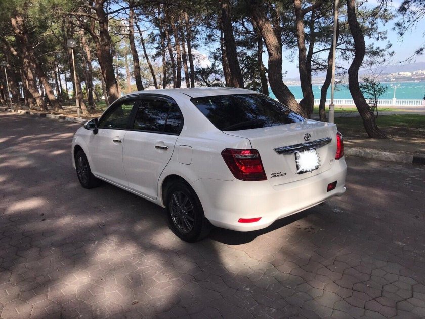 Toyota corolla axio 2018