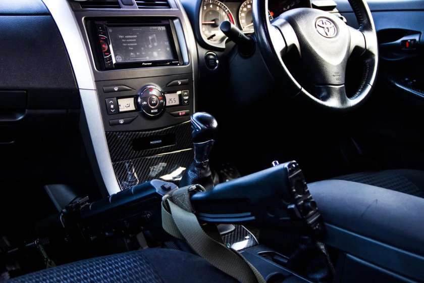 Тойота Королла Аксио 140