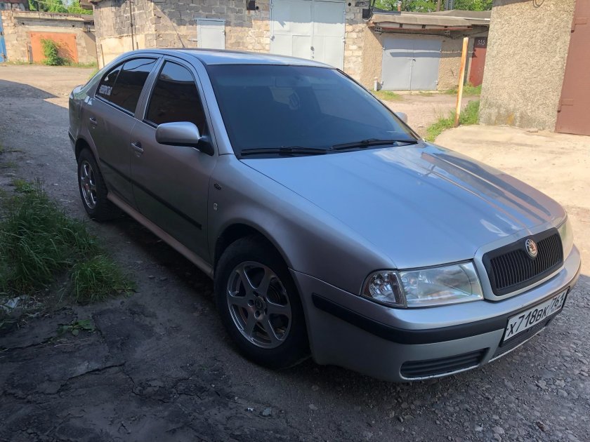 Шкода Октавия тур 2003