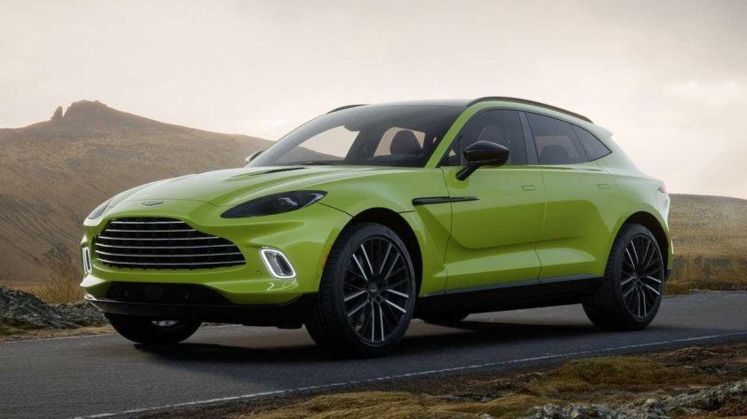 Астон Мартин кроссовер DBX 2022