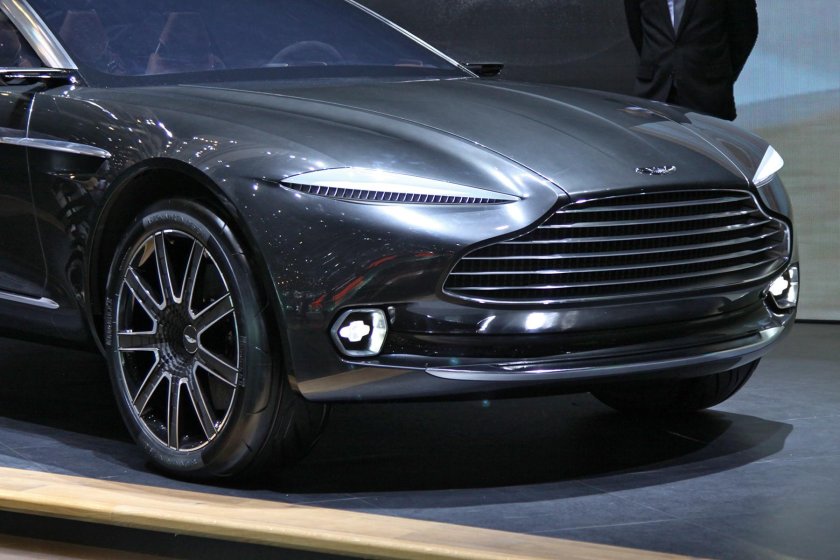 Астон Мартин джип