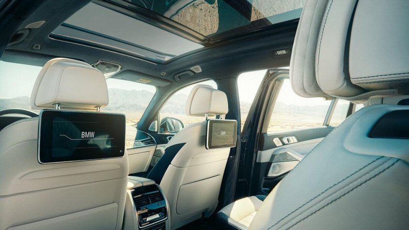 BMW x7 Interior
