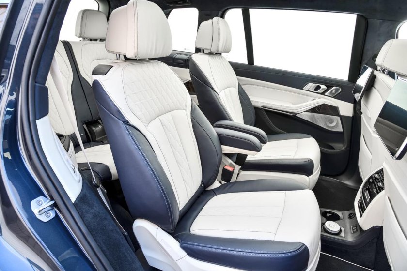 BMW x7 Interior