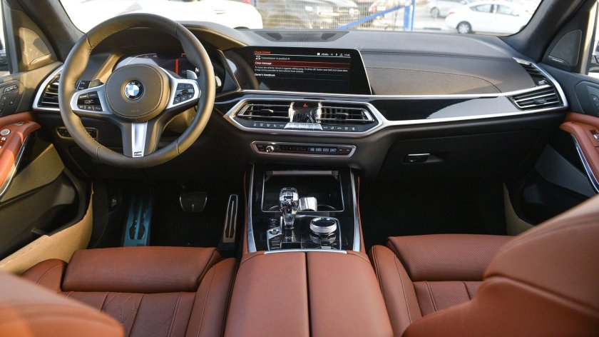 BMW x7 2021 салон